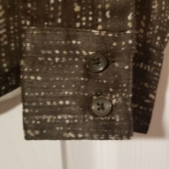 Eddie Bauer | Sheer Forest Green Blouse - Picture 6 of 6